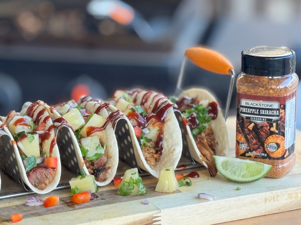 Pineapple Sriracha Pulled Pork&nbsp;Tacos